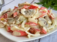 Шикарний салат на Новий рік: гості зметуть його зі столу за 1 хвилину