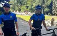 Тарас і Борис + ще 10 поліцейських на велосипедах = патрулюватимуть Рівне з 12.00 до 22.00 (ФОТО)