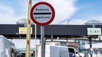 Українців можуть не впустити до Польщі: що обов’язково треба мати при собі на кордоні?