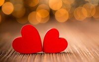 День святого Валентина 2023: оригінальні вітання та листівки (ФОТО)