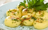 Смачне диво-дивне за 15 хв: галушки із картоплі у вершковому соусі (РЕЦЕПТ)