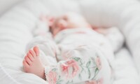 Як вибрати підгузки для новонароджених: корисні поради для батьків