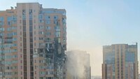 Потужний вибух у Києві: ракета влучила у будинок з людьми (ФОТО/ВІДЕО)