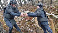 На Рівненщині знищили мінометні міни (ФОТО) 
