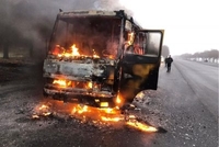 Під час руху загорівся автобус із пасажирами (ФОТО)