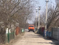 Замість вулиць – паркани продезінфікували у селі біля Рівного, де сім’я з 7 осіб з COVID-19 (ФОТО/ВІДЕО) 