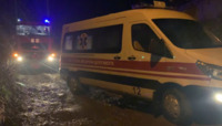 Розмило ґрунтову дорогу: на Рівненщині медиків «швидкої» до пацієнта по бездоріжжю довезли рятувальники