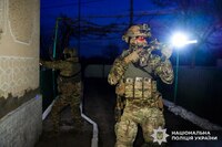 На Рівненщині чоловік відкрив стрілянину: Оголосили розшук (ФОТО)