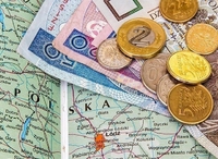 Скільки заробляють та витрачають українські заробітчани у Польщі?
