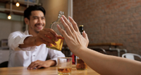 Чому одні стають алкоголіками, а інші — ні? Науковці пояснили
