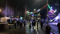 У місті неподалік Рівного розтрощили новорічні декорації (ФОТО)