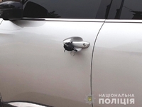 Гранату до дверей авто прикріпили кандидату в нардепи від Рівненщини (ФОТО)