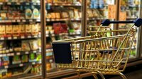 Супермаркети віддаватимуть непродані продукти українцям: Хто отримає їх безкоштовно