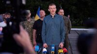 «Будете повертатися на фронт?»: Командир полку «Азов» зробив гучну заяву (ВІДЕО) 