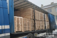 На Рівненщині арештували деревину без документів 