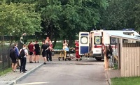 Трагічна розв'язка гулянки у Луцьку: підлітку встромили ножа в спину (ВІДЕО 18+)