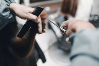 «Грошові» дати вересня: коли стригтися за місячним календарем