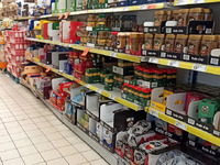 Польський уряд вводить ліміти у супермаркетах: які товари купити стане складніше