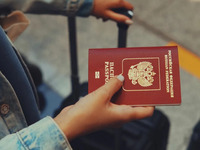 «Наша Галя Балувана» - як за кордоном вираховують російськомовних лише за одним звуком