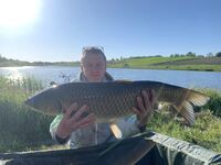 З озера на Рівненщині виловили цінну 8-кілограмову рибину (ФОТО)