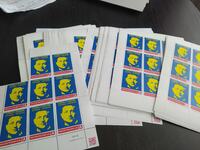Розійшлися миттєво: У Польщі виготовили поштові марки із зображенням Зеленського (ФОТО)
