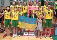 Рівненські баскетболістки привезли «срібло» зі Словаччини