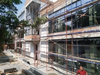 Новобудова біля ЦНАПу в м. Рівне набуває досить привабливих обрисів (6 ФОТО)