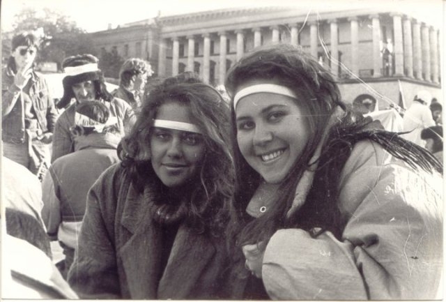 Вікторія Радченко та Анжеліка Рудницька. Майдан 1990
