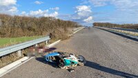 Особа – невідома: у Рівненському районі у ДТП загинув мотоцикліст (ФОТО)