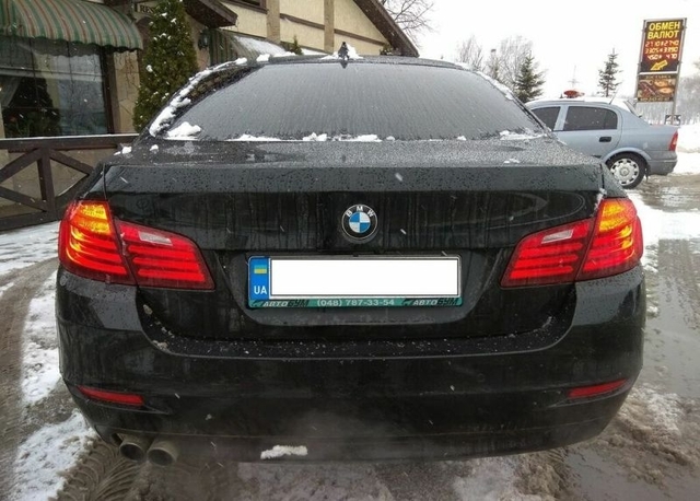 Ще одне фото BMW, яке фігурує в тому ж таки оголошенні на сайті "Бесплатка"