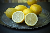 Шість способів використання лимонів у побуті