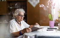 Цієї весни деякі українські пенсіонери не отримають щорічних виплат