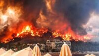 Пожежі в Туреччині охопили ще одне курортне місто: кількість постраждалих зросла (ФОТО/ВІДЕО)