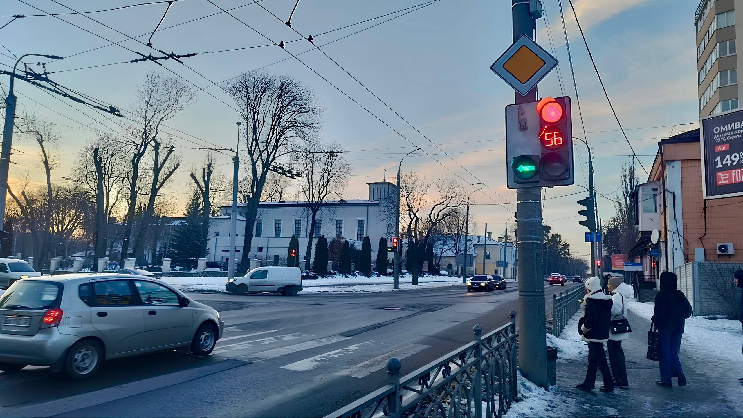 Світлофор на перетині Дубенської та Соборної працюватиме по-новому