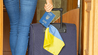 Не змогла через себе переступити: українка порівняла перспективи за кордоном і вдома