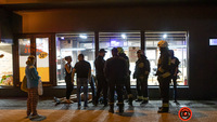 У центрі Дніпра оголений чоловік випав з вікна (ФОТО/ВІДЕО 18+)