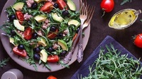 ТОП-4 неймовірні літні салати: смачно і з користю (РЕЦЕПТИ)