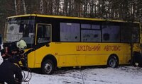 Шкільний автобус з дітьми потрапив у ДТП на Рівненщині (ФОТО)