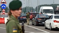 Живих черг на кордоні більше не буде: з серпня в Україні запроваджують нові правила