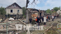 Наслідки тривоги: неподалік Рівного на Житомирщині уламки російської ракети зруйнували 6 будинків, є жертви (ФОТО)