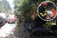 «Водій лежав на землі»: вантажівка й трактор не розминулися на Рівненщині  (ФОТО)