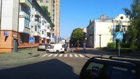 На одній з вулиць у центрі Рівного перекрили рух (ФОТО)