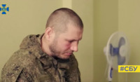 Ловлять на вулицях, витягають з квартир: як чоловіків з Л/ДНР відправляють на війну проти України