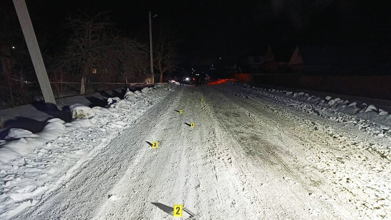 У Костополі водій збив пішохідку та втік з місця ДТП: потерпіла - у комі