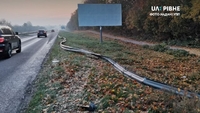 На Рівненщині водій зніс відбійник майже на 100 тисяч грн. Був п'яним? (ФОТО)