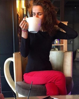 "Наскільки я люблю каву, але таку порцію нереально випити)))"