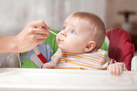 Комаровський назвав «молочку», яку категорично не можна давати дітям (ВІДЕО)