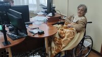 Заради зустрічі з донькою: У Рівному 91-річна жінка вперше оформила закордонний паспорт