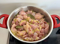 М'ясо, яке тане в роті: Мій рятівний рецепт курки на весь тиждень (ФОТО)