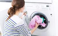 Сьогодні не можна прати одночасно одяг чоловіка і дружини